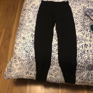 Old Navy black full length leggings worn once
